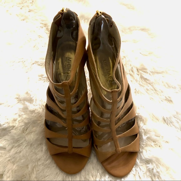 MICHAEL KORS SHOES - Picture 8 of 12